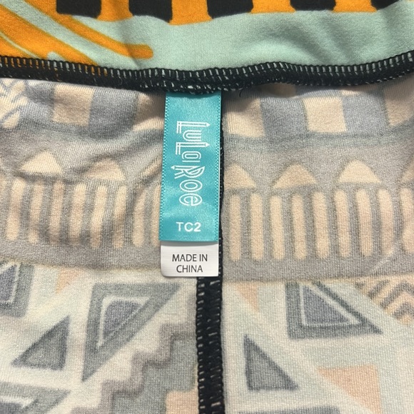 P10-NWOT LuLaRoe TC2 Tall & Curvy Multicolor Aztec Mummy Prints Stretch Leggings - Picture 7 of 11